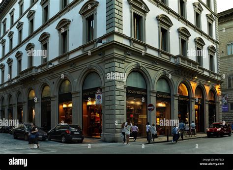 louis vuitton store florence italy